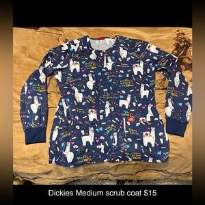 New without tags medium dickies nurse CNA scrub coat llama drama